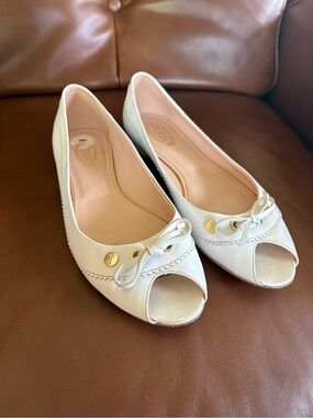 Tod's White Leather Peep-Toe Ballet Flats with Bow & Gold Accents